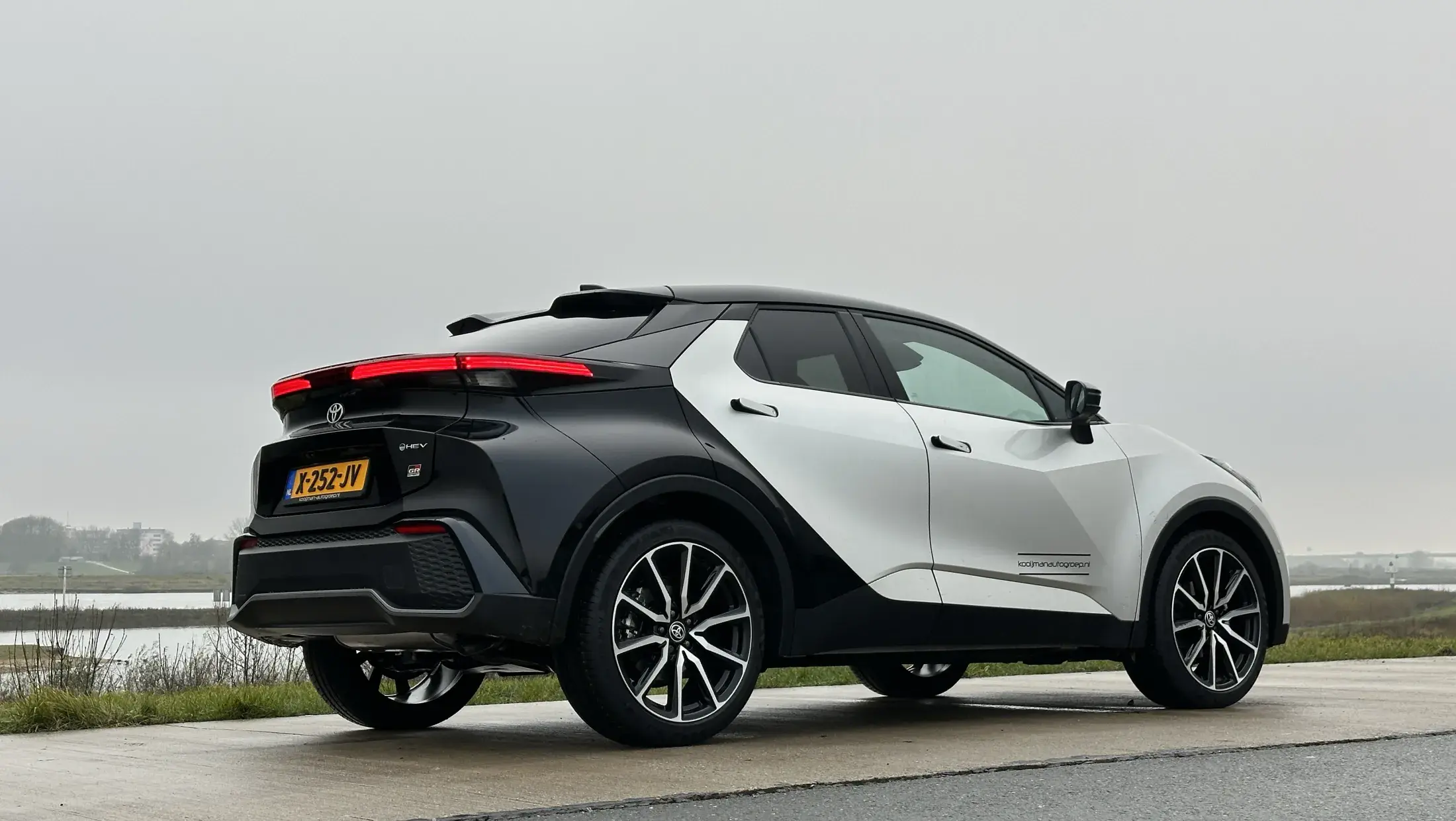 Toyota c-HR 2024