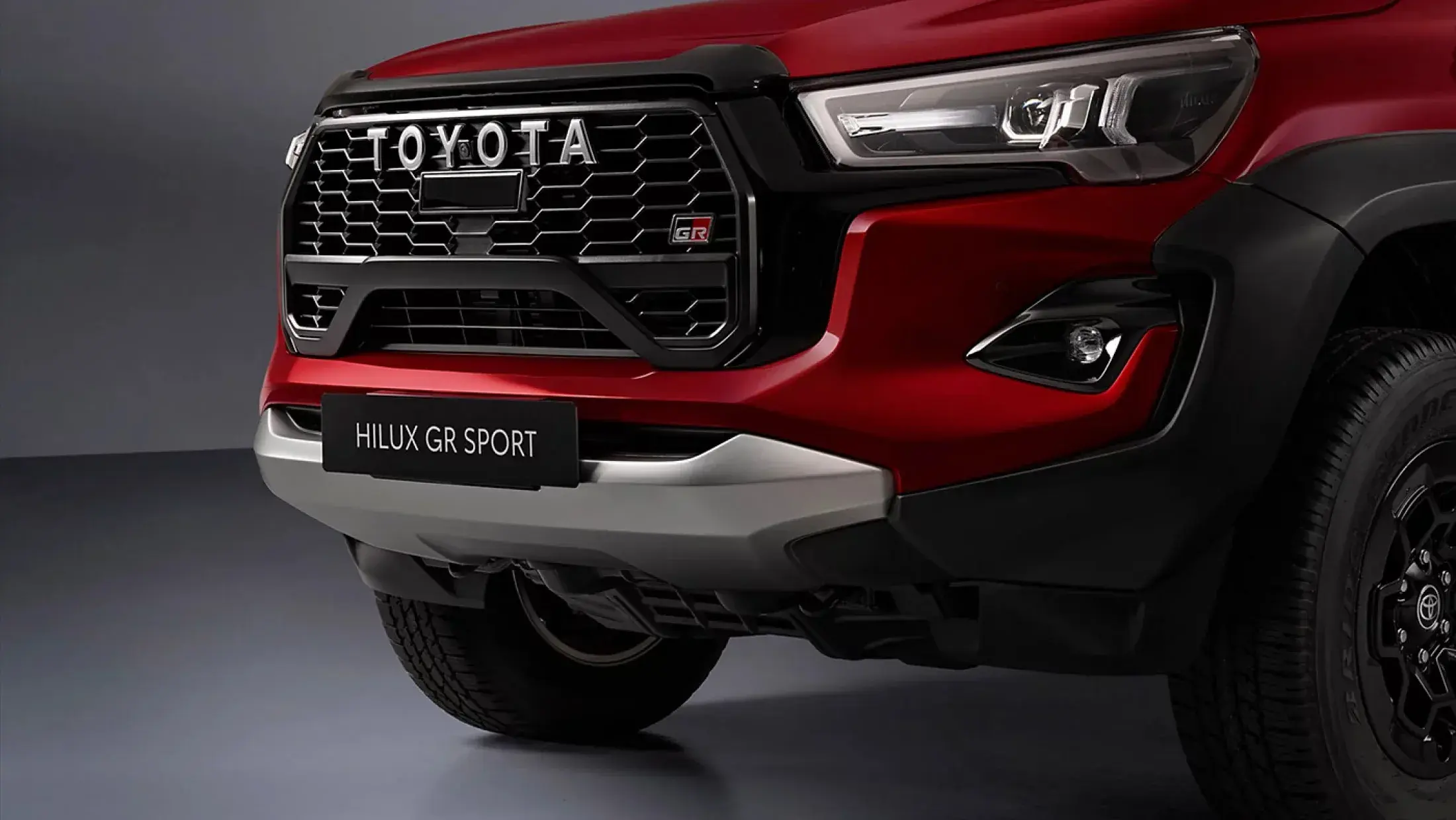 Toyota-Hilux-GR-SPORT-II-kooijman-autogroep.jpg