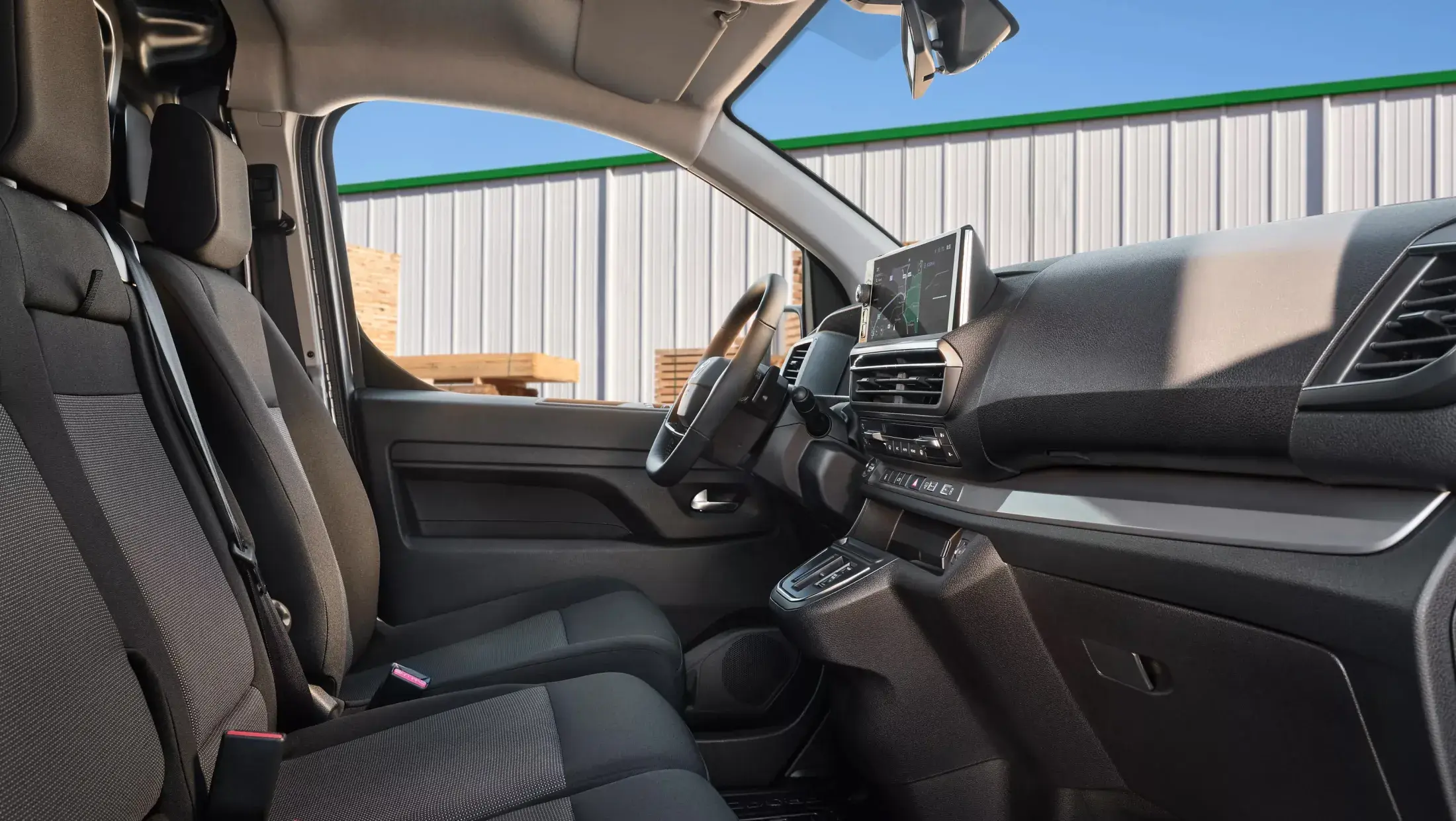 Toyota Proace interieur Kooijman Autogroep