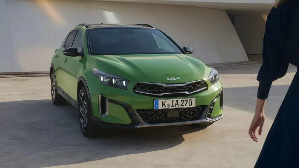 kia xceed groen met damen 